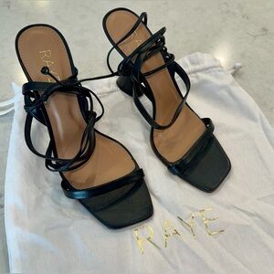 NWOB RAYE Made In Brazil Black Wrap Ankle Tie Closure 4" Heel Sandals Size 7